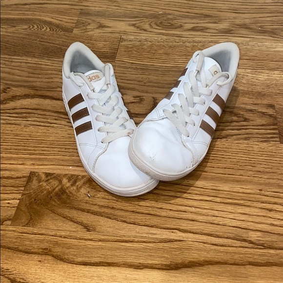 rose gold superstar adidas shoes